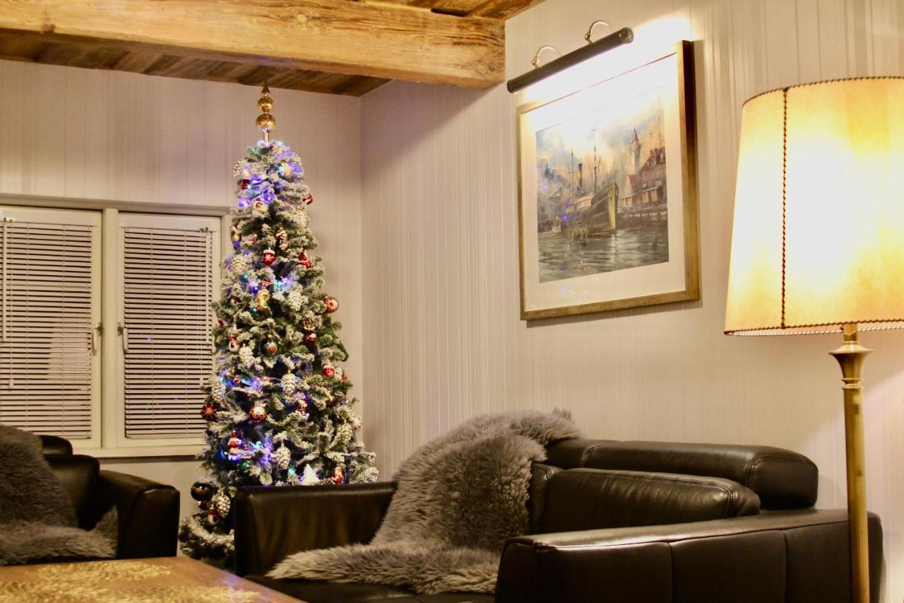 Heritage House Nida With 2 Bedrooms & Free Parking מראה חיצוני תמונה